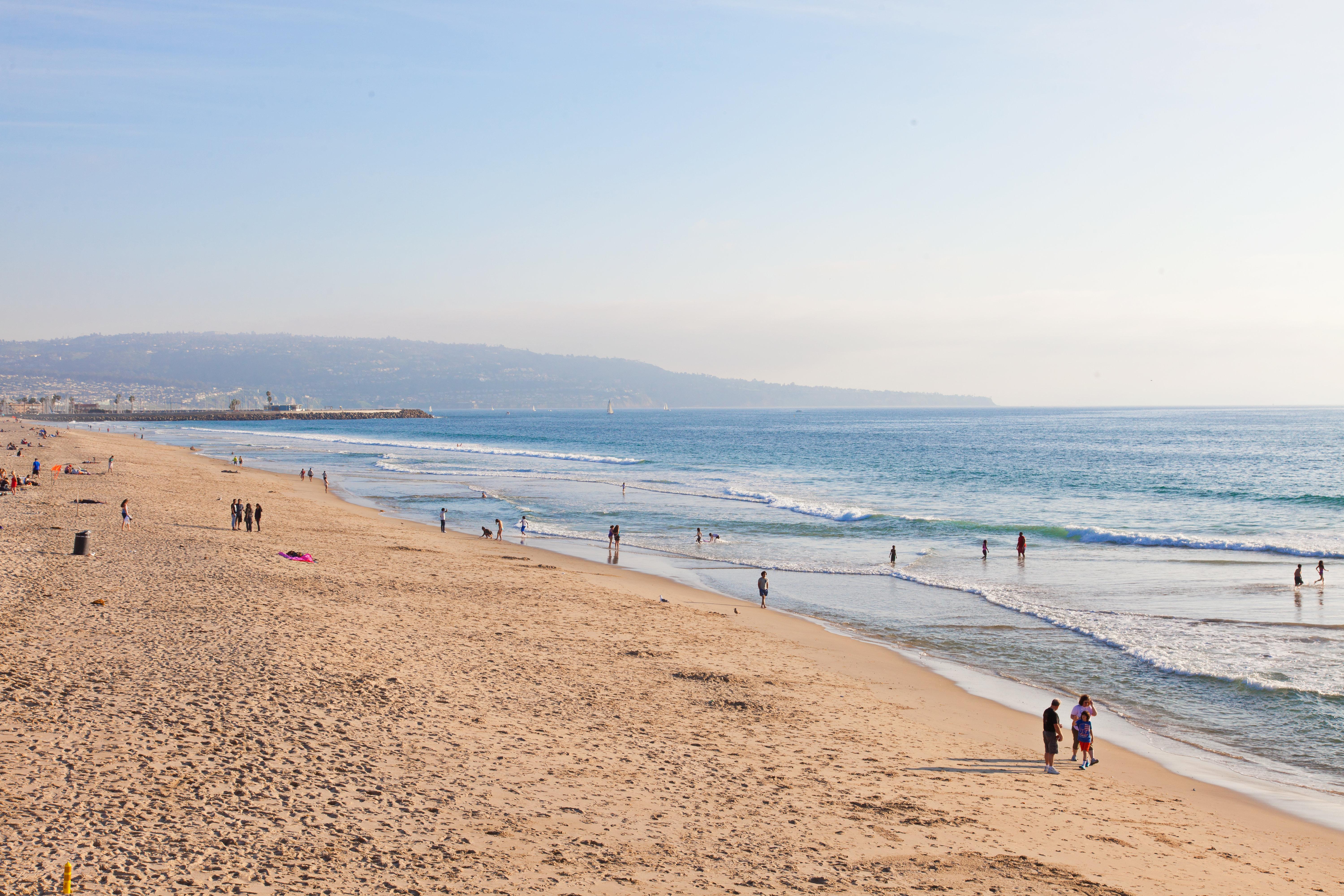 Holiday Inn Express Hotel & Suites Hermosa Beach By Ihg Exterior photo